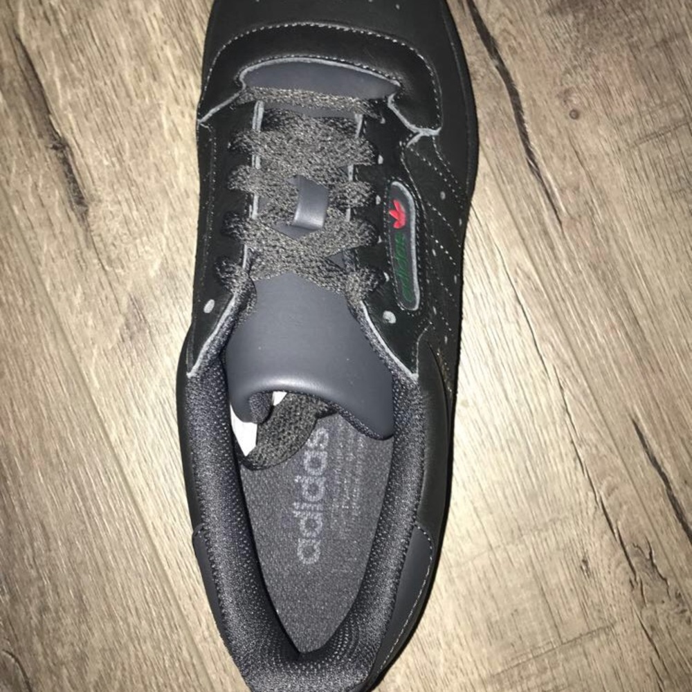 Adidas yeezy powerphase - Picture 5 of 8